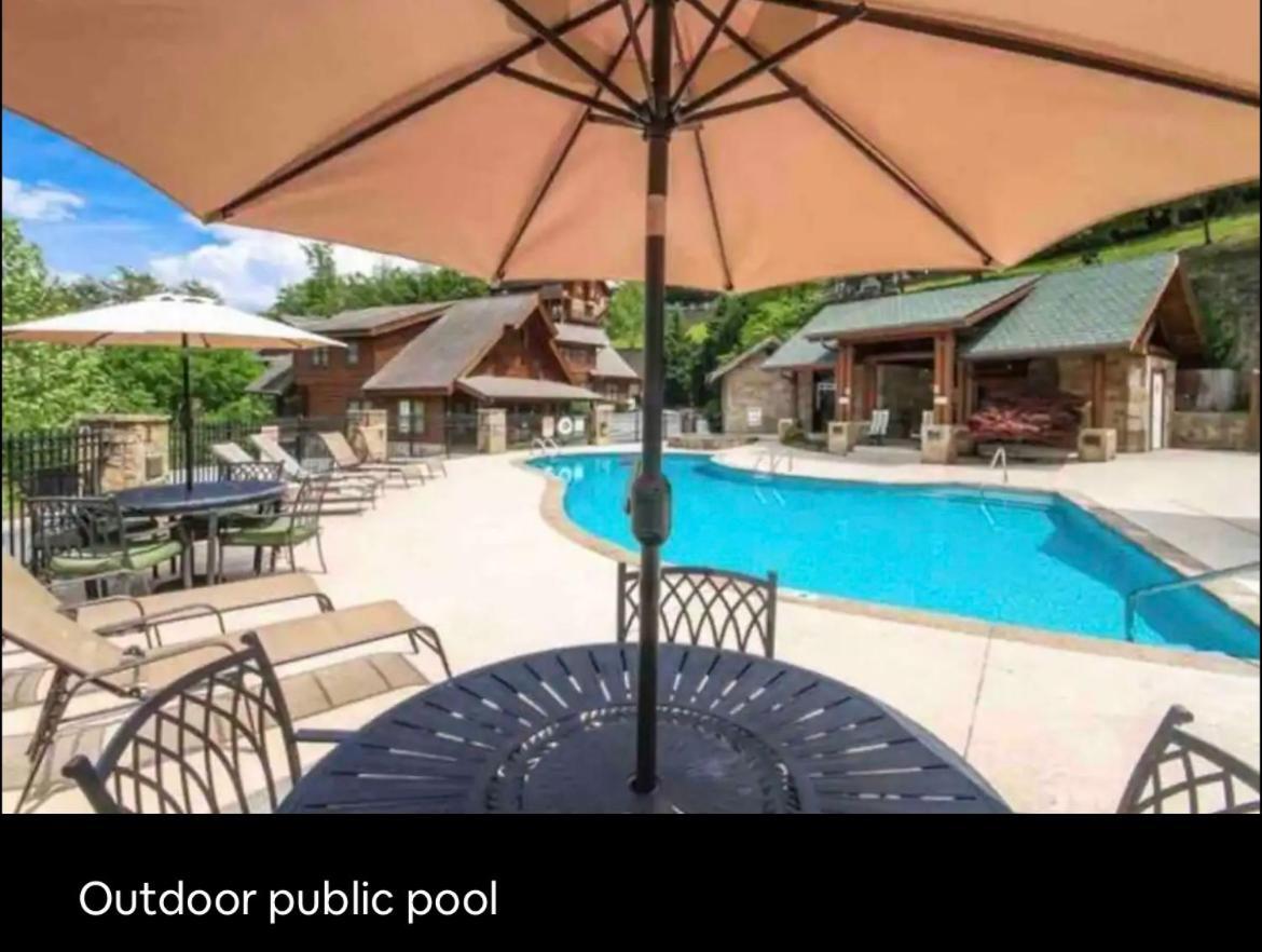 Condo With Pool Near Dollywood 비둘기 포지 외부 사진